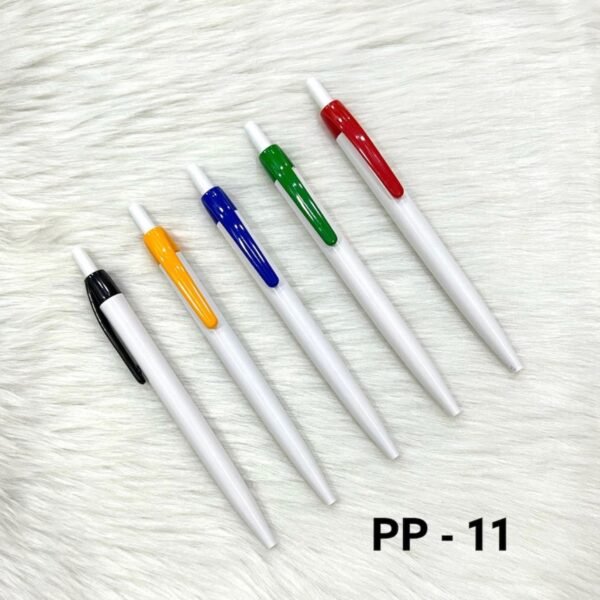White body plastic ball pens with colorful clips PP-11